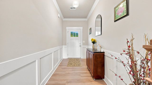 7581 Snow Line Lane, Ooltewah, TN 37363