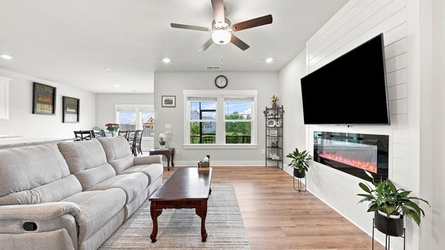 7581 Snow Line Lane, Ooltewah, TN 37363