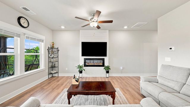 7581 Snow Line Lane, Ooltewah, TN 37363