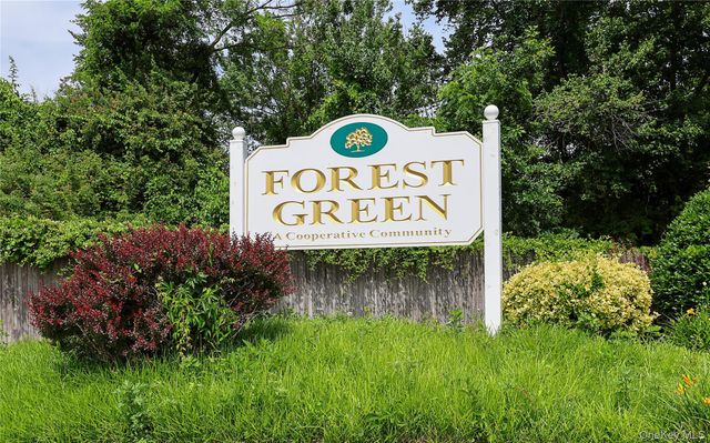 2423 Union Boulevard 8B, Islip, NY 11751