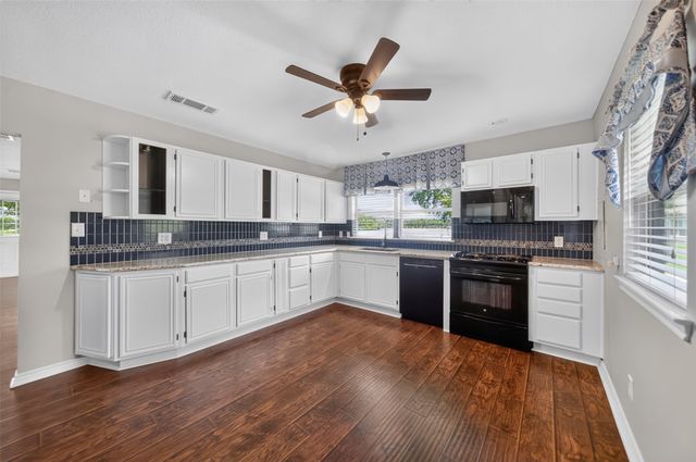 1075 Callender Lake Drive, Murchison, TX 75778