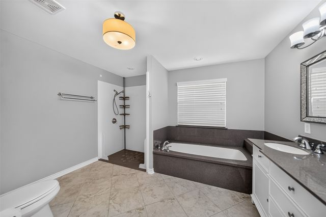 1075 Callender Lake Drive, Murchison, TX 75778