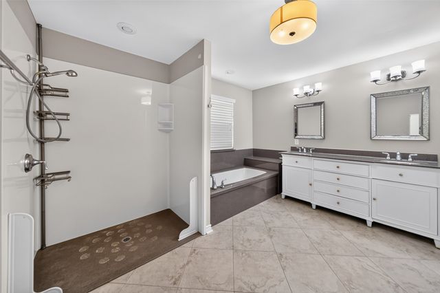 1075 Callender Lake Drive, Murchison, TX 75778