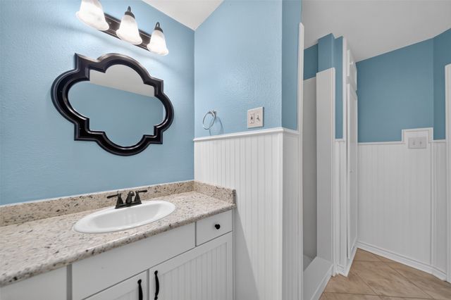 1075 Callender Lake Drive, Murchison, TX 75778