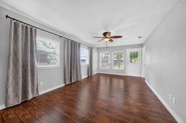 1075 Callender Lake Drive, Murchison, TX 75778