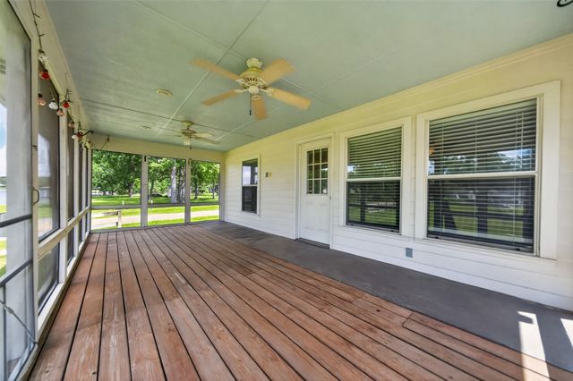 1075 Callender Lake Drive, Murchison, TX 75778