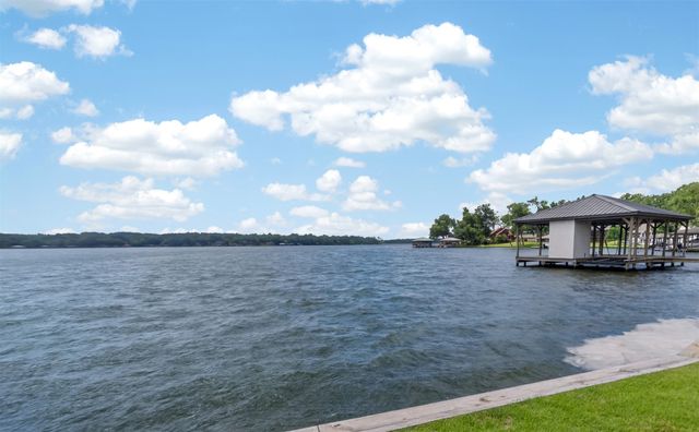 1075 Callender Lake Drive, Murchison, TX 75778
