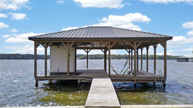 1075 Callender Lake Drive, Murchison, TX 75778