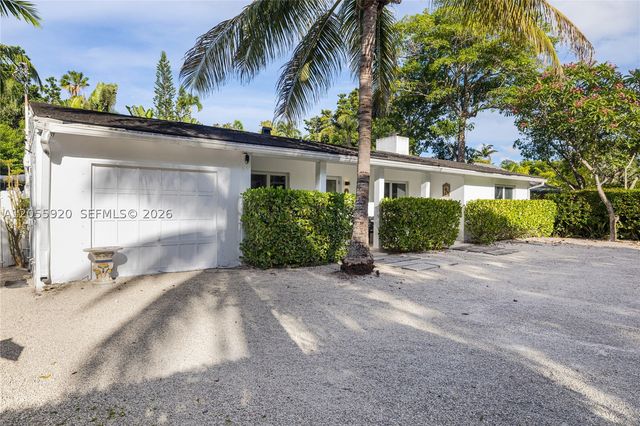 11403 NE 8th Ave, Biscayne Park, FL 33161