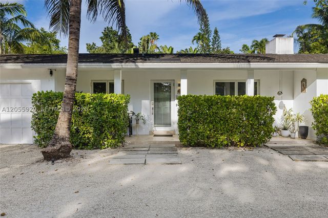 11403 NE 8th Ave, Biscayne Park, FL 33161