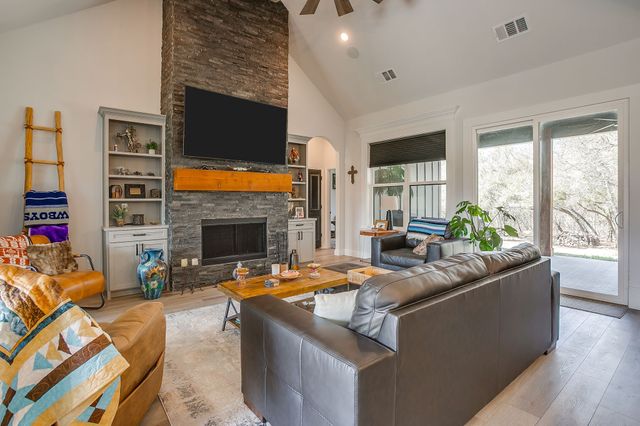 1040 Rose Court, Nemo, TX 76070