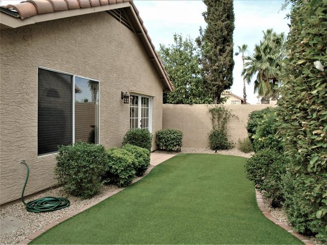 10358 E Davenport Drive, Scottsdale, AZ 85260