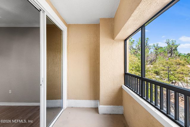 8539 GATE Parkway 433, Jacksonville, FL 32216