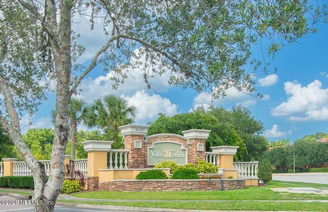 8539 GATE Parkway 433, Jacksonville, FL 32216