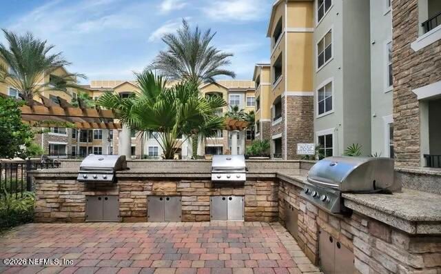 8539 GATE Parkway 433, Jacksonville, FL 32216