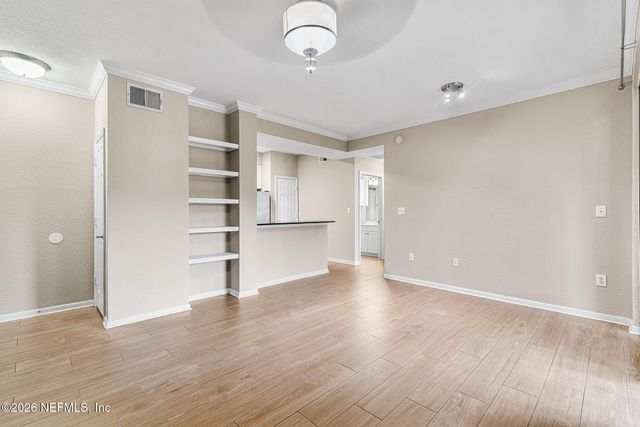 8539 GATE Parkway 433, Jacksonville, FL 32216