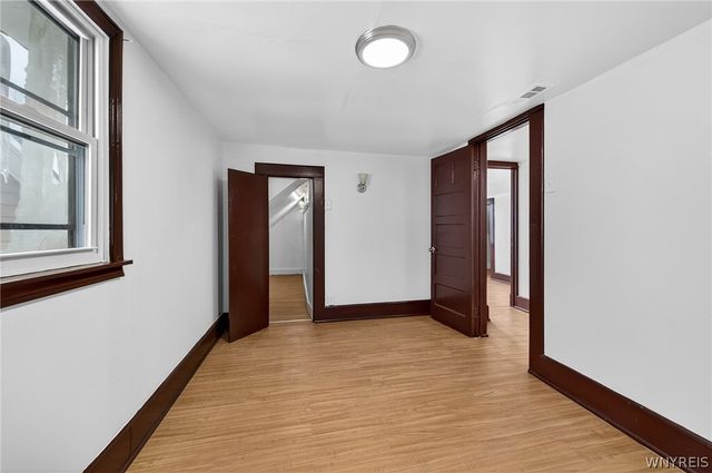 32 Brunswick Boulevard, Buffalo, NY 14208