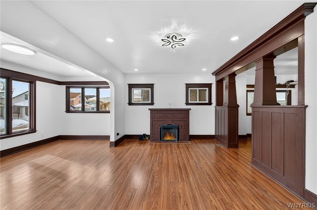 32 Brunswick Boulevard, Buffalo, NY 14208