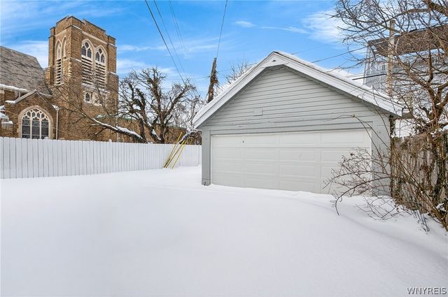 32 Brunswick Boulevard, Buffalo, NY 14208