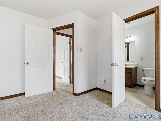 21 Old Memorial Dr, Henrico, VA 23150