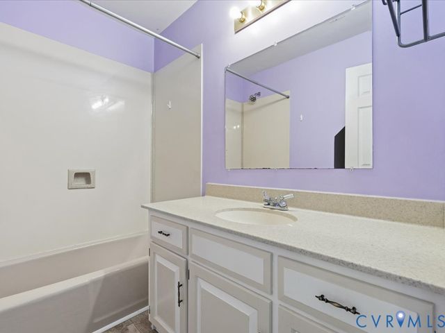 21 Old Memorial Dr, Henrico, VA 23150