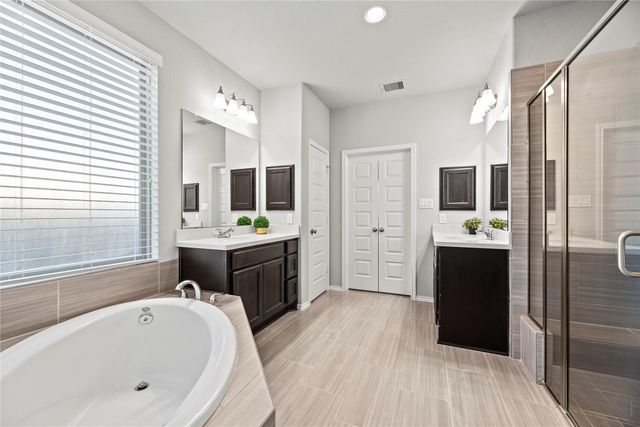 2610 Parker Oak Pass, Missouri City, TX 77459