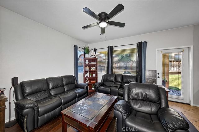 1464 Granada Way, Perris, CA 92571