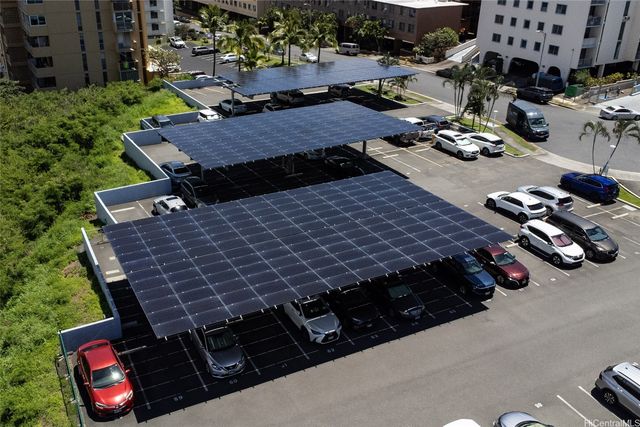 3045 Ala Napuaa Place 710, Honolulu, HI 96818