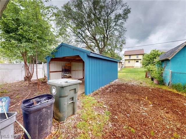 1337 24th Street NW, Canton, OH 44709
