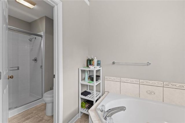 21645 W 122nd Terrace, Olathe, KS 66061