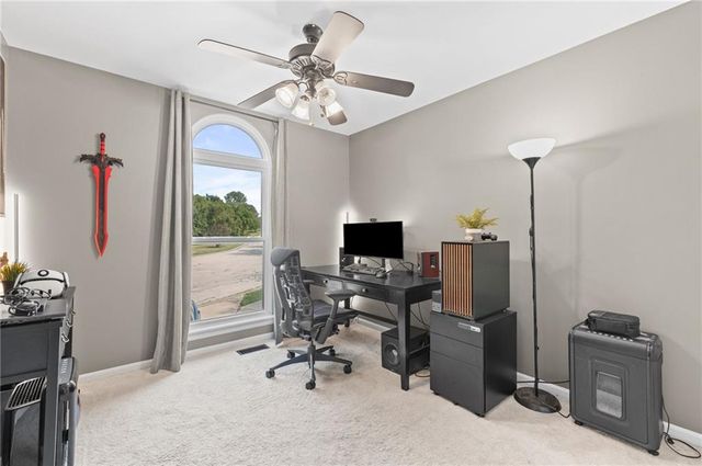 21645 W 122nd Terrace, Olathe, KS 66061