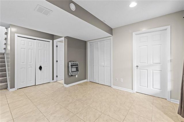 21645 W 122nd Terrace, Olathe, KS 66061