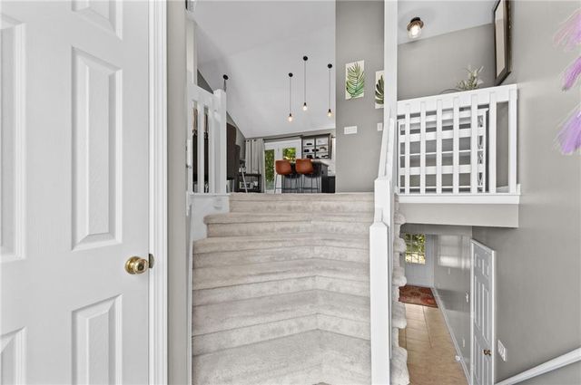 21645 W 122nd Terrace, Olathe, KS 66061