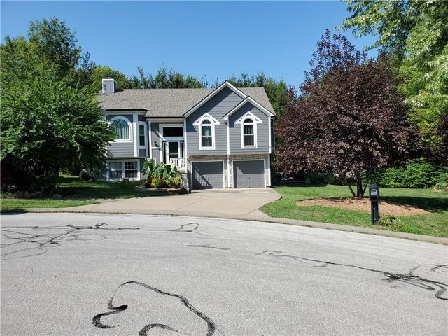 21645 W 122nd Terrace, Olathe, KS 66061