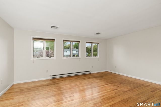 24 Colonial Drive, Waterford, CT 06385