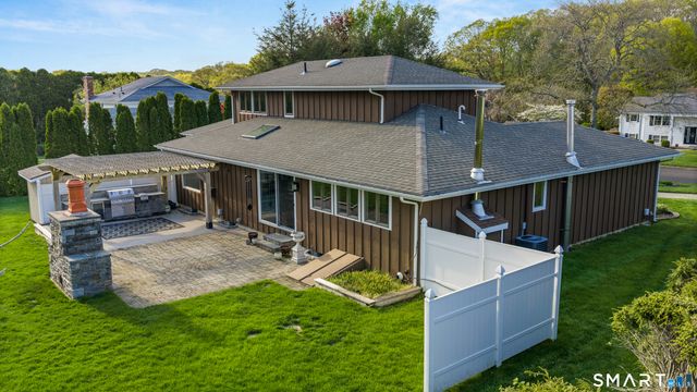 24 Colonial Drive, Waterford, CT 06385