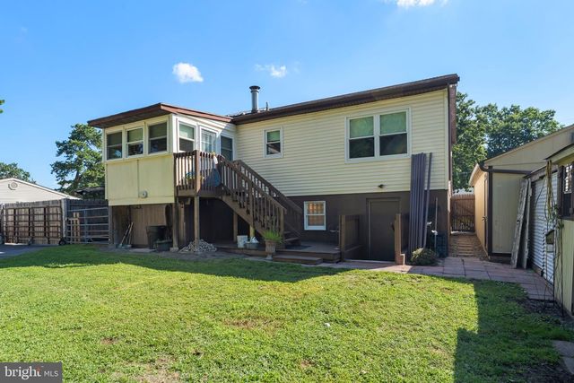 3 BELLA COOLA TRL, Browns Mills, NJ 08015