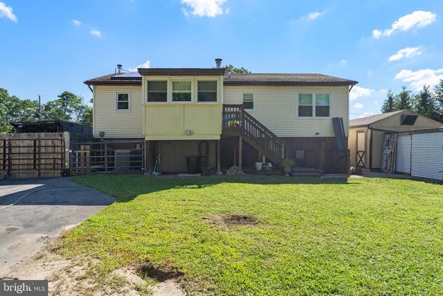 3 BELLA COOLA TRL, Browns Mills, NJ 08015