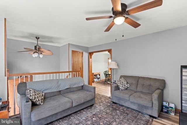 3 BELLA COOLA TRL, Browns Mills, NJ 08015