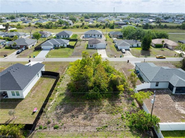 2616 NE 5th AVE, Cape Coral, FL 33909