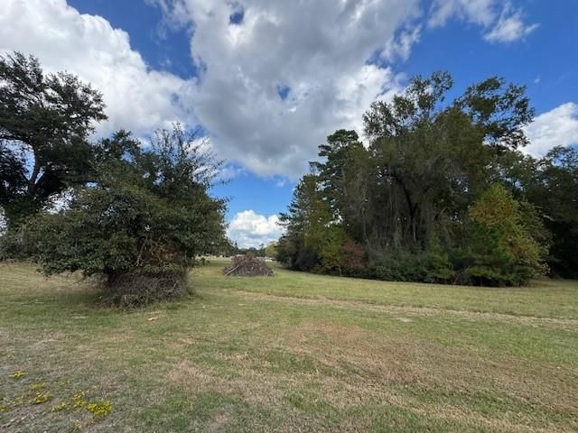 9 Morningside, Trinity, TX 75862