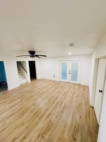 502 Independence Street, Liberty, TX 77575