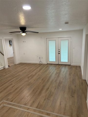 502 Independence Street, Liberty, TX 77575
