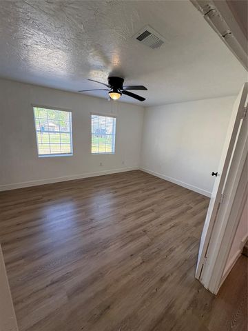 502 Independence Street, Liberty, TX 77575