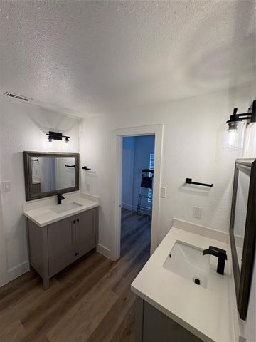 502 Independence Street, Liberty, TX 77575