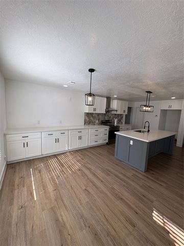 502 Independence Street, Liberty, TX 77575