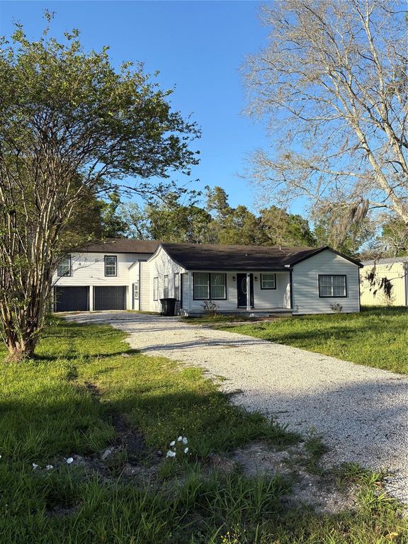 502 Independence Street, Liberty, TX 77575