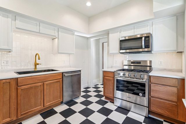 1611 Edmund Avenue, Saint Paul, MN 55104