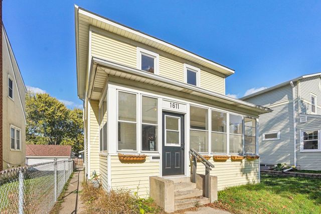 1611 Edmund Avenue, Saint Paul, MN 55104