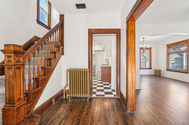 1611 Edmund Avenue, Saint Paul, MN 55104